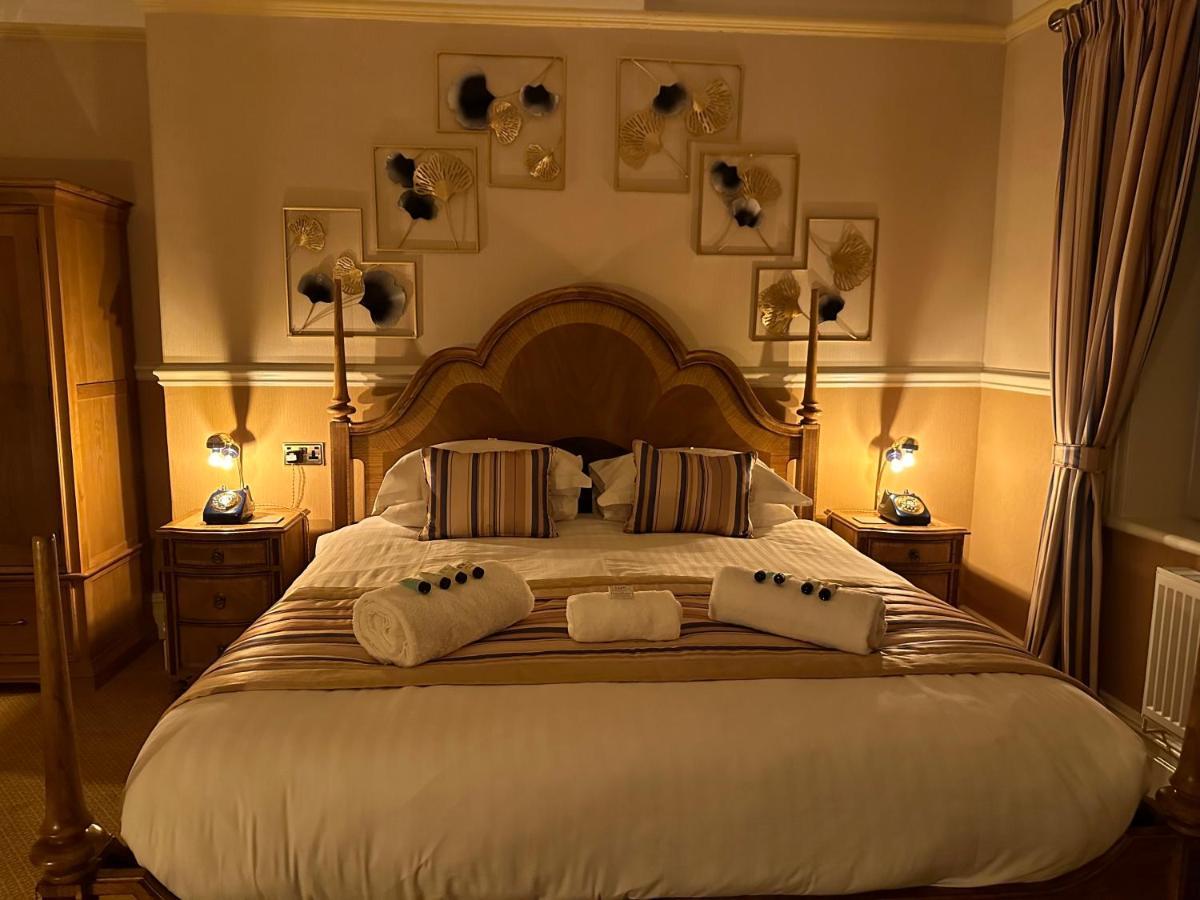 チェスター ハウス ゲスト ハウス Bed & Breakfast エクステリア 写真 A bedroom at the hotel