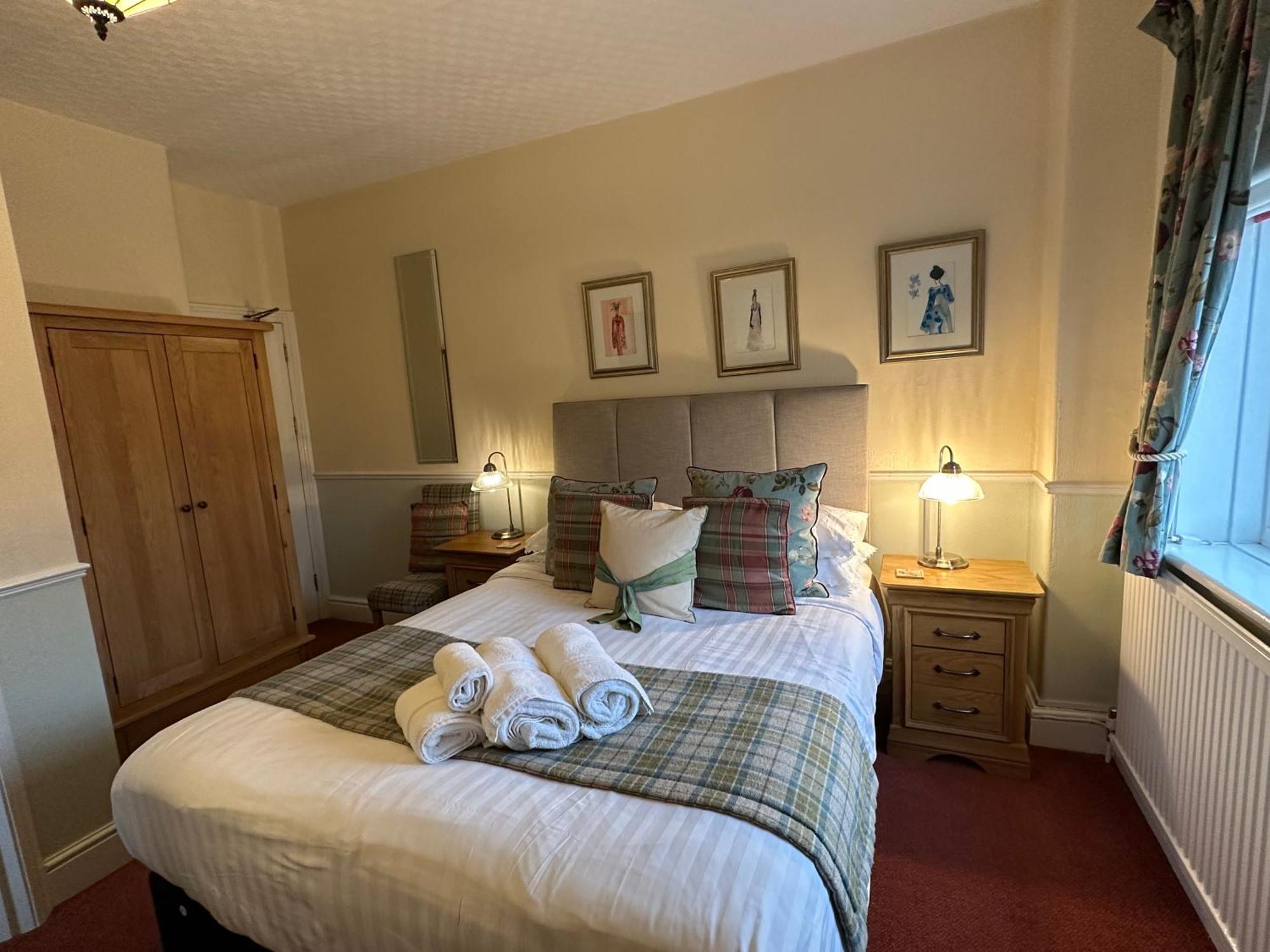 チェスター ハウス ゲスト ハウス Bed & Breakfast エクステリア 写真 A bedroom at the hotel