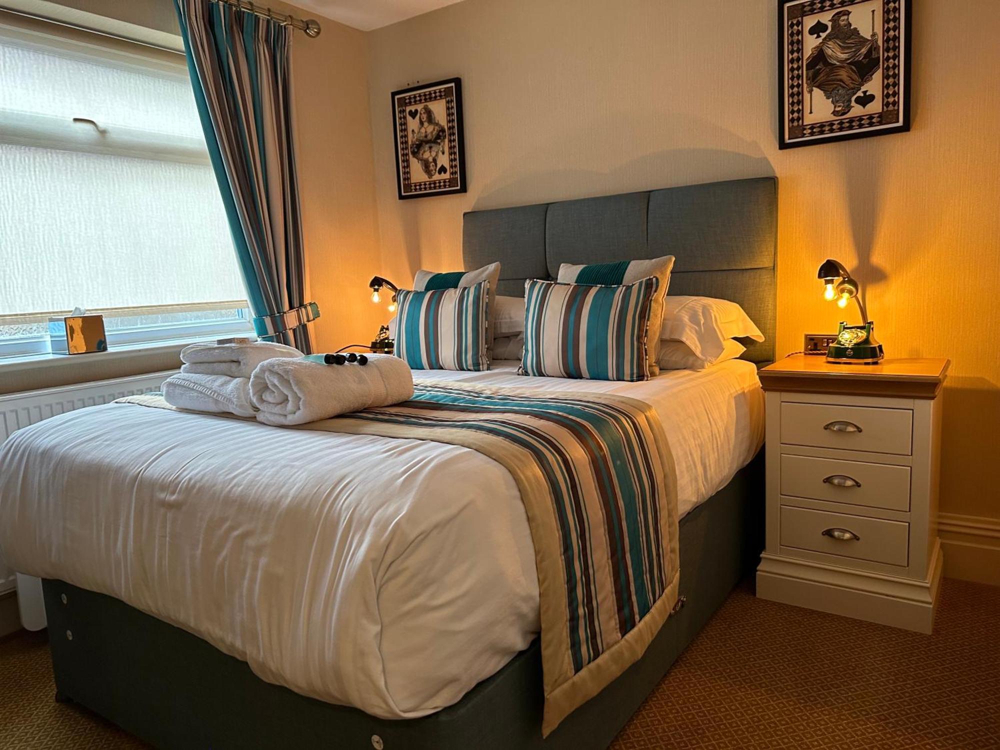 チェスター ハウス ゲスト ハウス Bed & Breakfast エクステリア 写真 A bedroom at the hotel