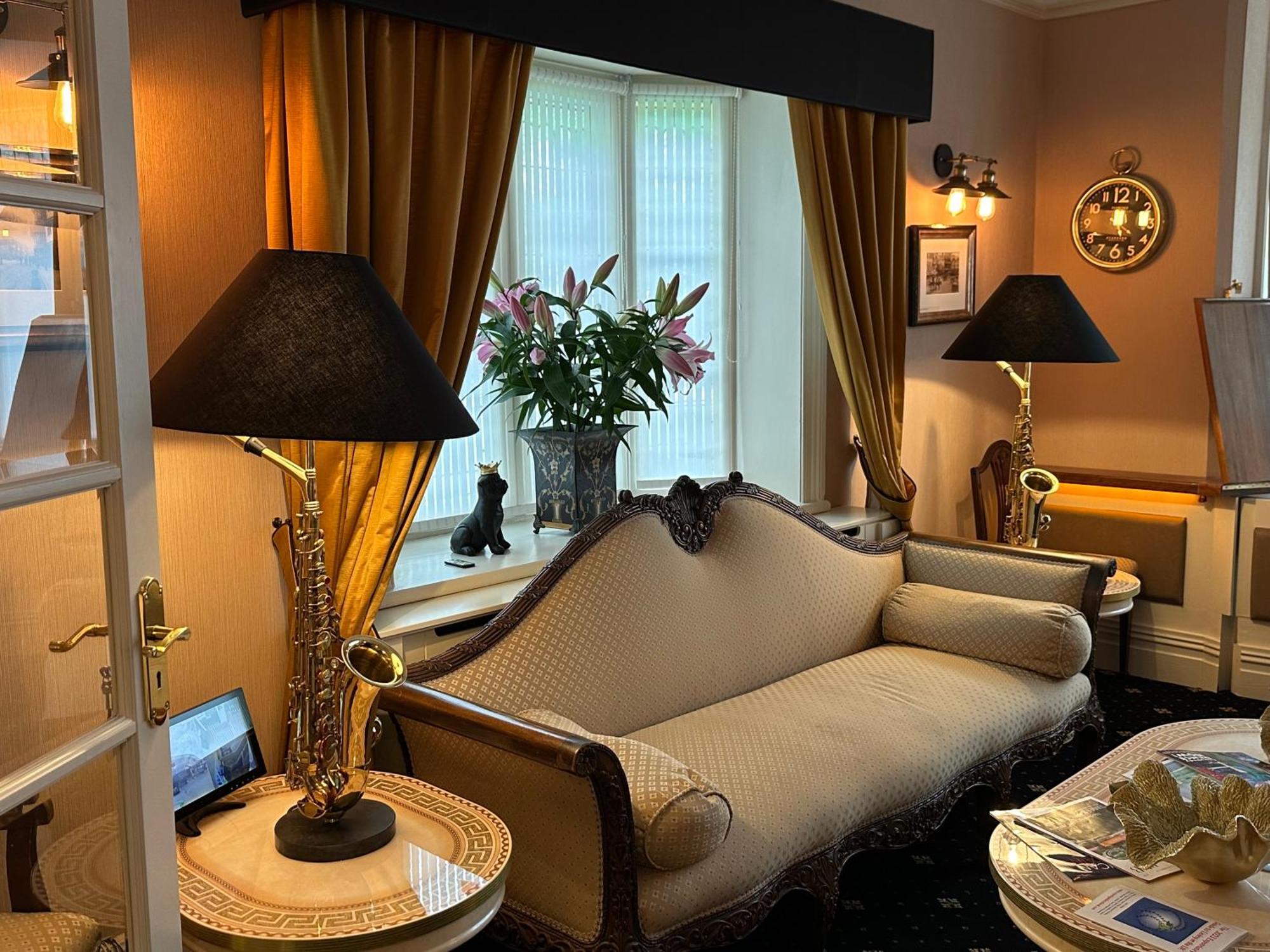 チェスター ハウス ゲスト ハウス Bed & Breakfast エクステリア 写真 The interior of the hotel
